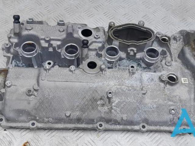 Кришка клапанна 11128601704 BMW