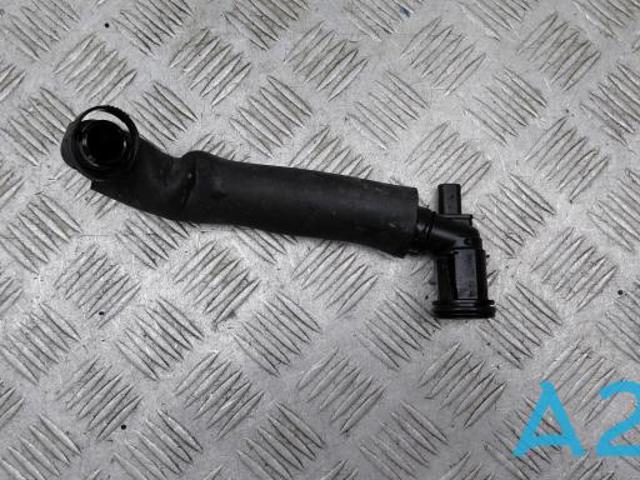 Шланг повітряний вентиляції картера 11157613889 BMW