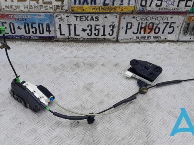 Замок дверей водія 112619900B TESLA