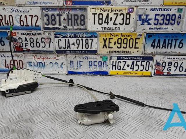 Замок двері правої передньої 112620000B TESLA