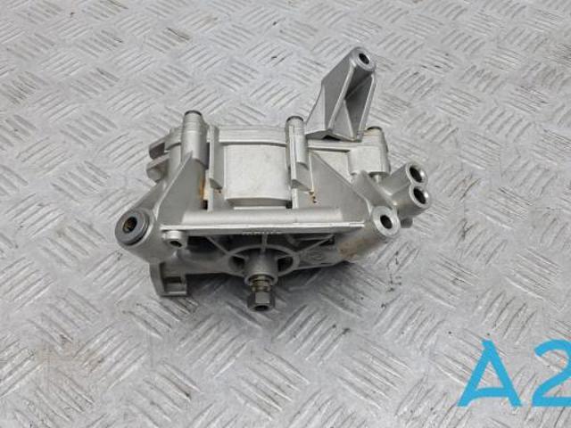 Маслонасос 11418601072 BMW