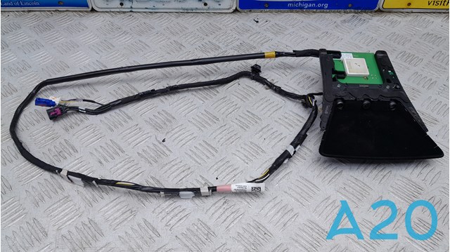 Камера заднього виду 114374600D TESLA