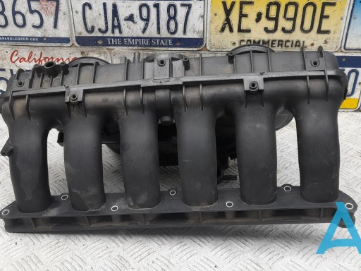 Колектор впускний 11617559523 BMW