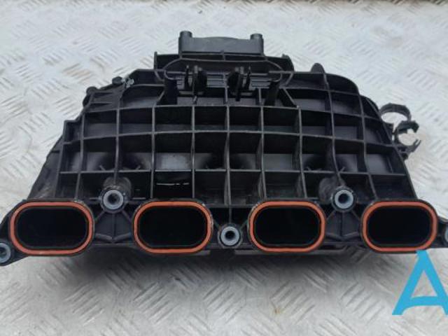 Колектор впускний 11617588126 BMW