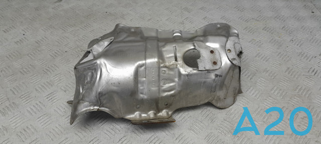 Кришка випускного колектора 11657618369 BMW