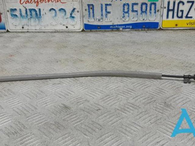 Трос замка дверей передніх 11A837017A VAG