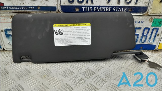 Козирок сонцезахисний автомобіля 11A857552F2UV VAG