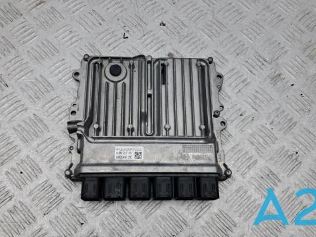 Блок двигуна 12148693212 BMW