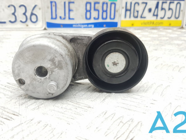 Натягувач приводного ременя 12638689 GM