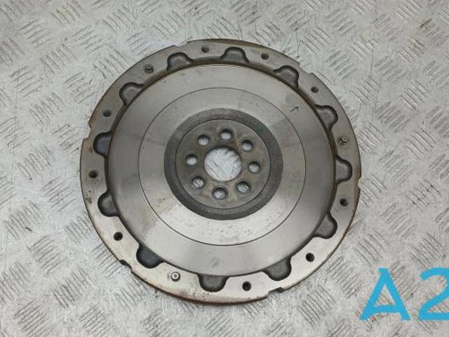Маховик із зубчастим ободом в зборі 1345125030 TOYOTA