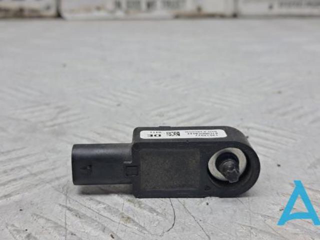 Датчик подушки безпеки 13514077 GM