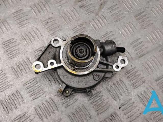 Насос вакуумний 14792AA07A SUBARU