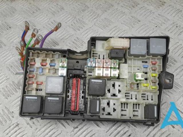 Коробка запобіжників 14A067 FORD