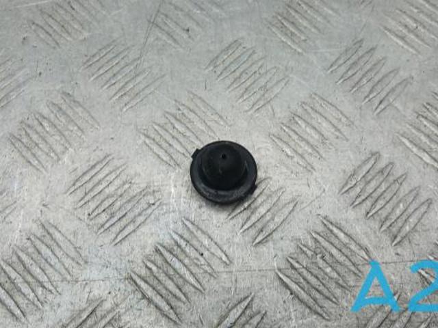 Подушка радіатора кондиціонера, верхня 1652337010 TOYOTA