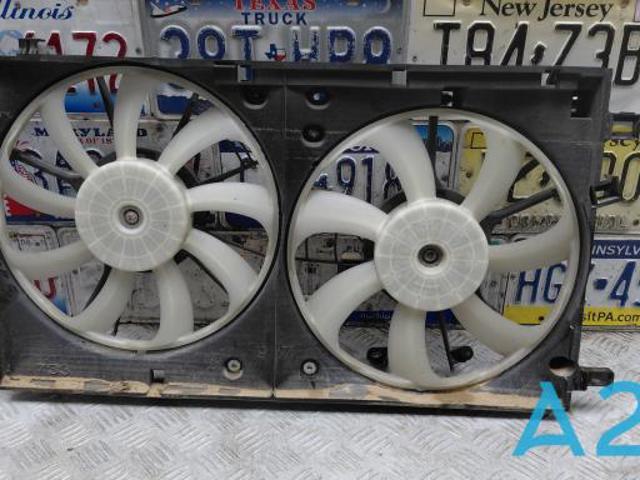 Дифузор (кожух) радіатора кондиціонера 1671137160 TOYOTA