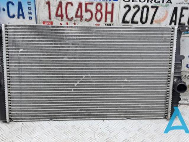 Радіатор охолодження двигуна 17117600511 BMW
