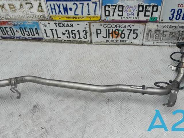 Шланг заливної горловини, паливного бака 172215DC0B NISSAN