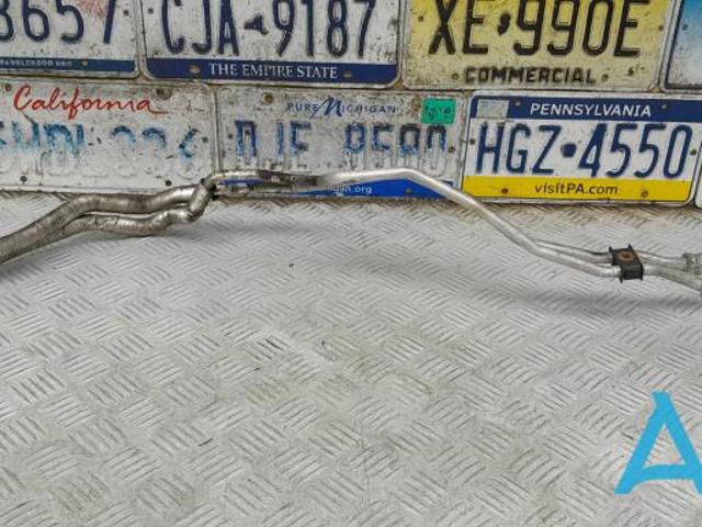 Трубка масляного радіатора АКПП, верхня 17227619207 BMW