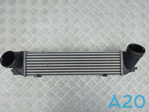 Радіатор інтеркулера 17517624146 BMW