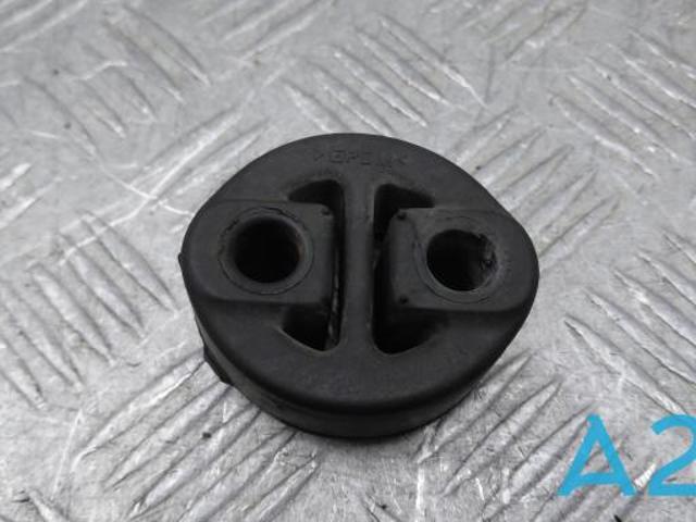 Подушка кріплення глушника 175650P041 TOYOTA