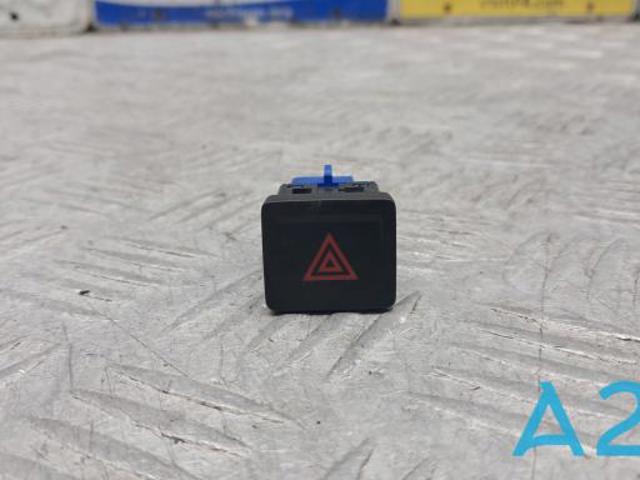 Кнопка включення аварійного сигналу 17A953509AECU VAG