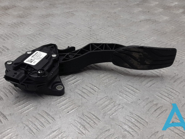 Педаль газу (акселератора) Nissan Qashqai II