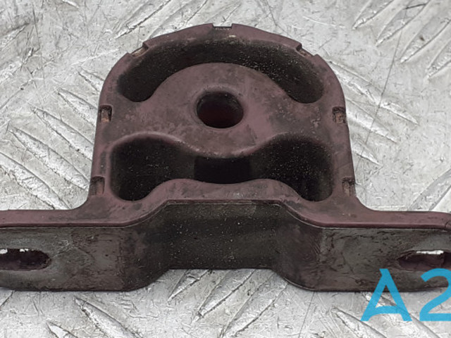 Подушка кріплення глушника 18307633674 BMW