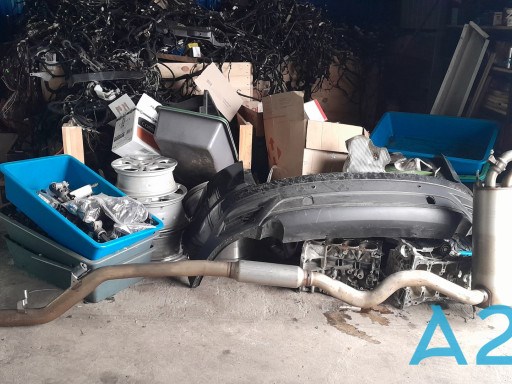 Глушник задній 18307645938 BMW