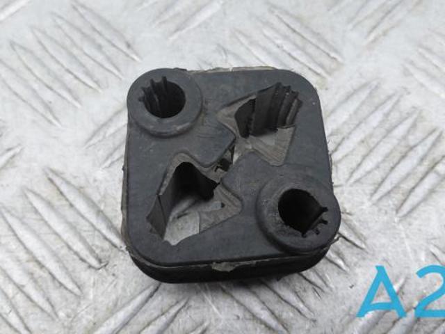 Кронштейн кріплення глушника 18308631988 BMW