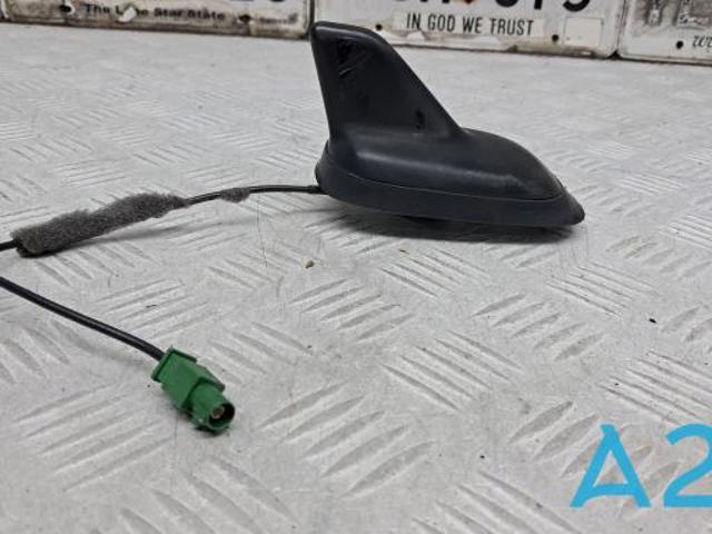 Антена автомобильна 1K0035507L VAG