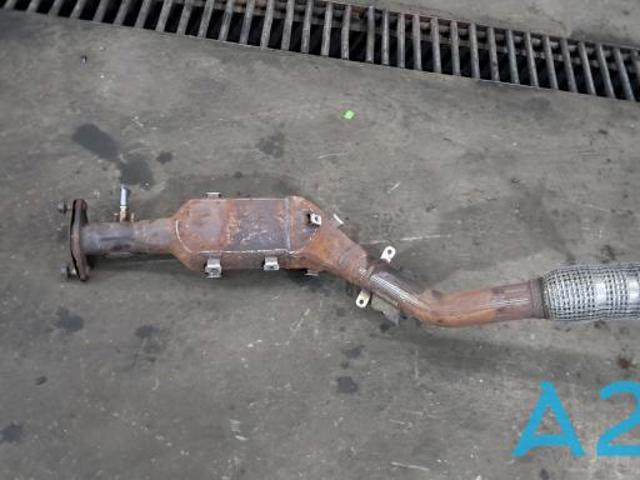 Труба приймальна (штани) глушника, передня 200A06RR4A NISSAN