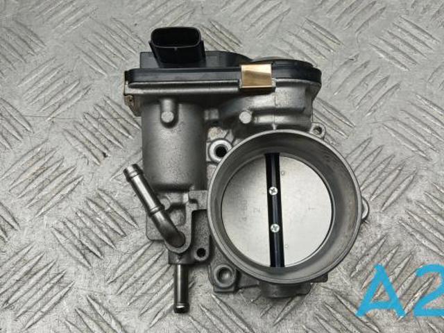 Блок дросельної заслінки 2203024010 TOYOTA
