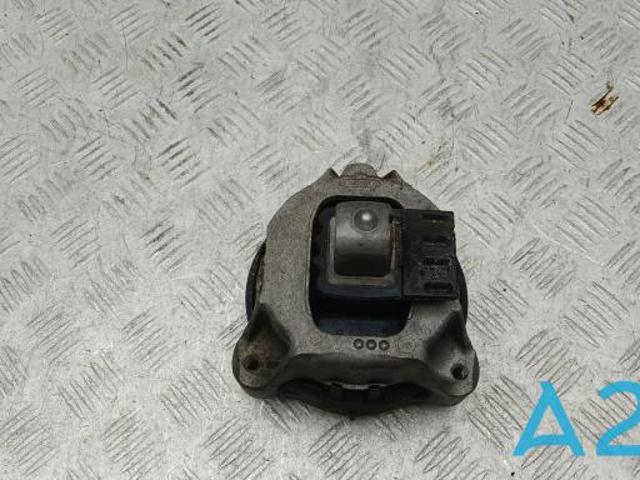 Права подушка мотора 22116877660 BMW