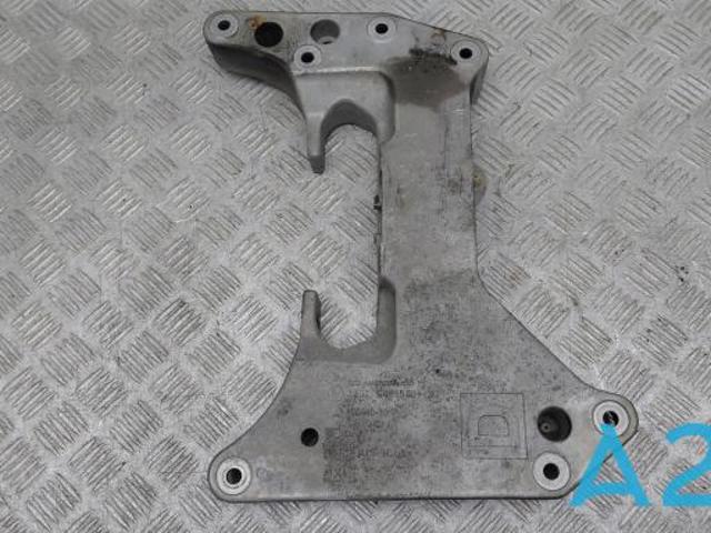 Балка кріплення коробки передач 22326861580 BMW