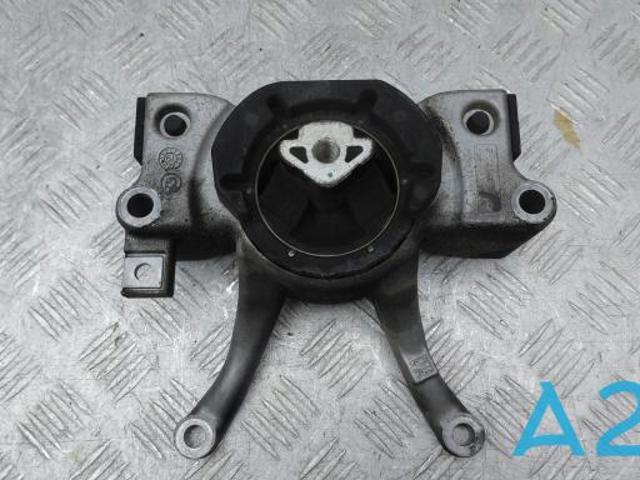 Подушка КПП 22328742697 BMW