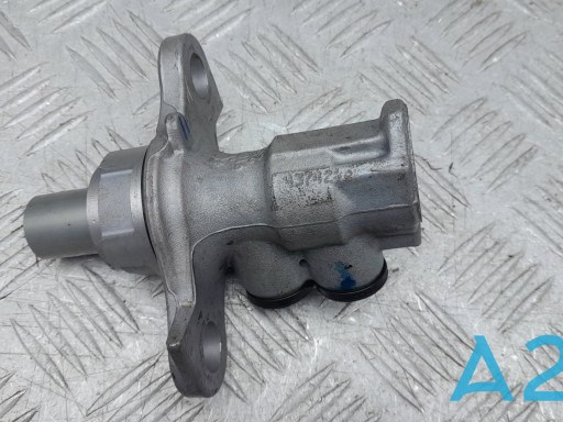 Циліндр гальмівний, головний 23176885 GM