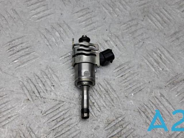 Форсунка дизельна в зборі, розпилювач + тримач 23209F001001 TOYOTA