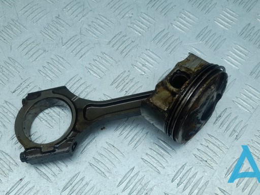 Шатун поршня двигуна 235103L100 HYUNDAI