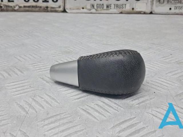Рукоятка важеля КПП 2410A118XD MITSUBISHI