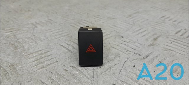 Кнопка включення аварійної сигналізації 252905SA1A NISSAN