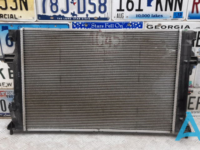 Радіатор системи охолодження двигуна 25310F2000 HYUNDAI
