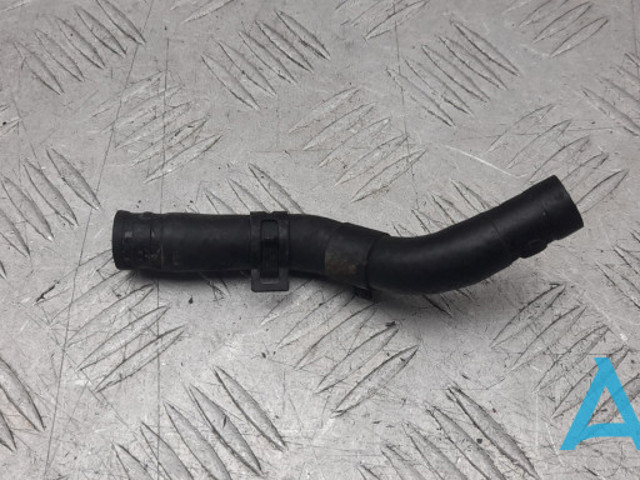 Водопровідна труба системи охолодження 254682G201 HYUNDAI