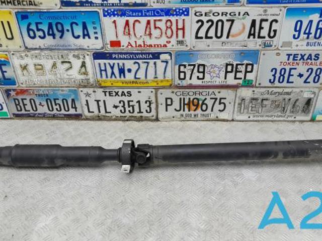 Вал карданний задній 26108685908 BMW