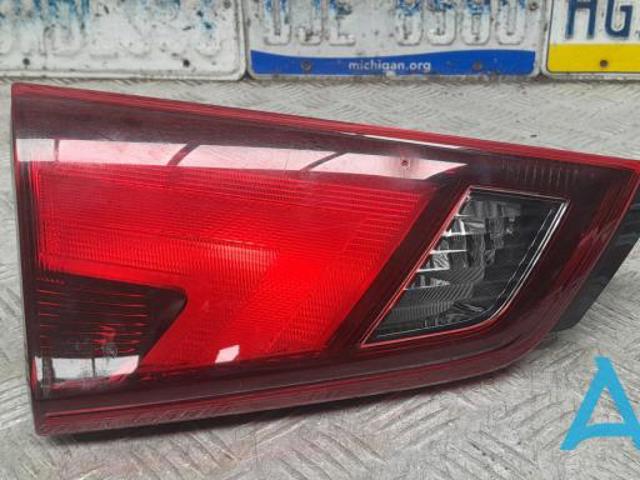 Ліхтар задній лівий 265556MA5A NISSAN