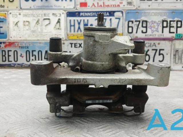 Задній гальмівний супорт лівий 26692AN01A SUBARU