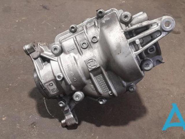 Раздатка (коробка роздавальна) 27107646889 BMW