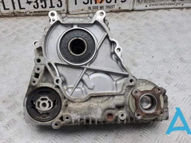 Коробка роздавальна в зборі 27108697978 BMW