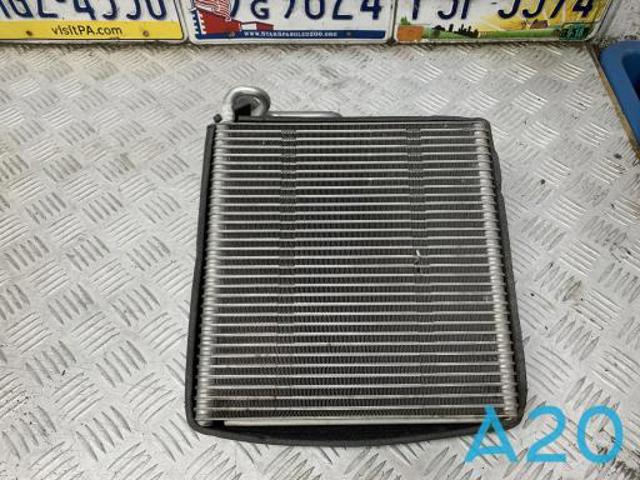 Випаровувач кондиціонера 272805AA1D NISSAN