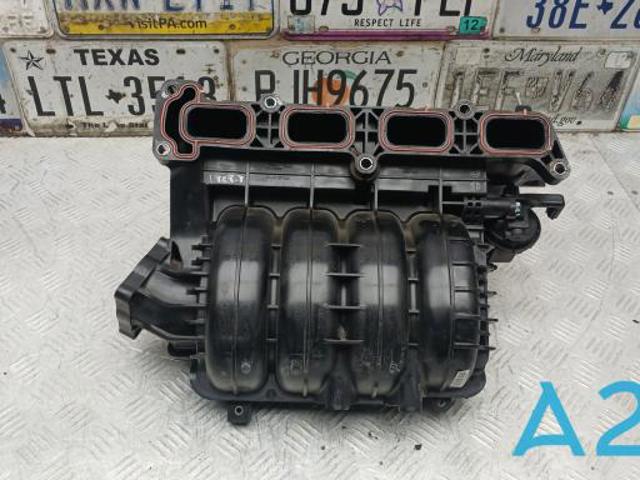 Колектор впускний 283102S000 HYUNDAI