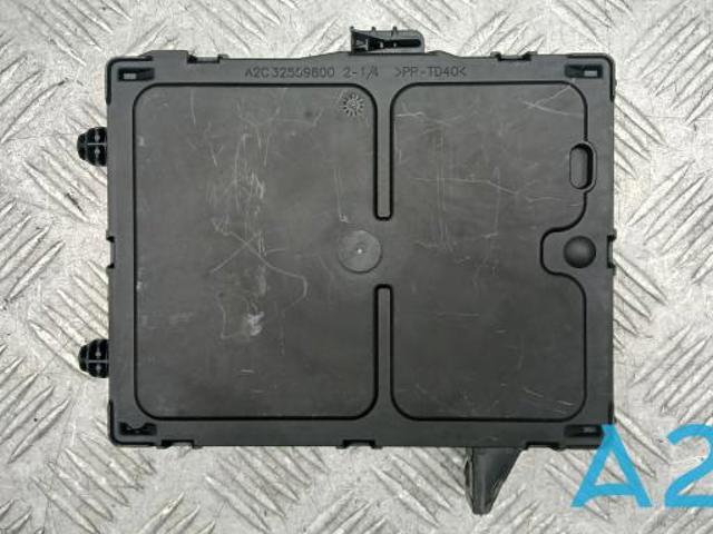 Блок комфорту 284B15NL1A NISSAN
